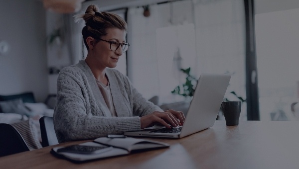 Blog artykuł miniatura Praca z domu. Błogosławieństwo czy przekleństwo?